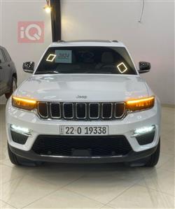 جیپ گراند شیرۆکی